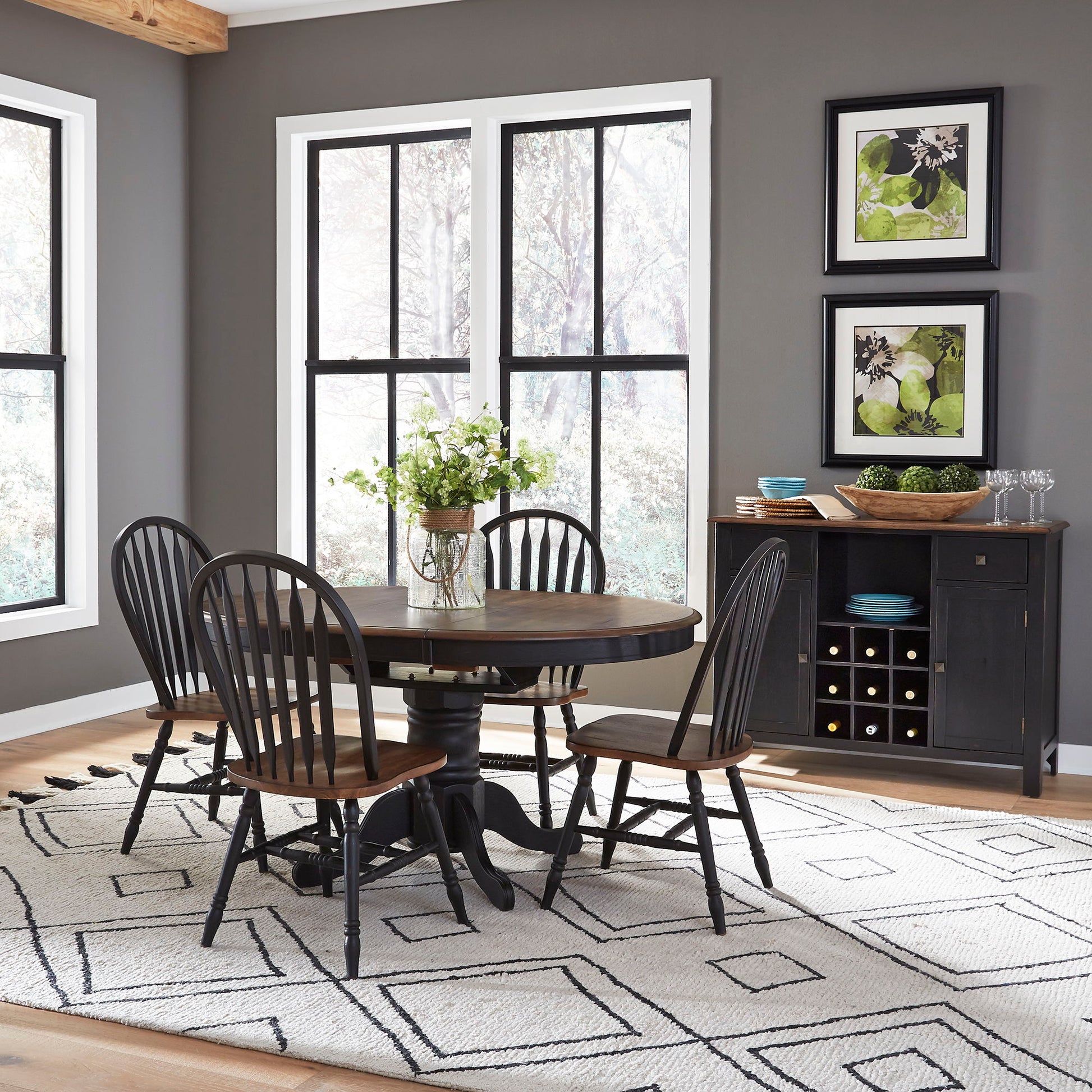 Carolina Crossing 5 Piece Pedestal Table Set