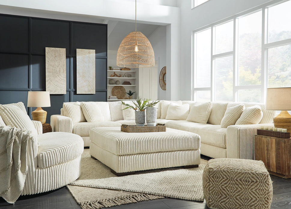 Lindyn 2 Pc Sectional